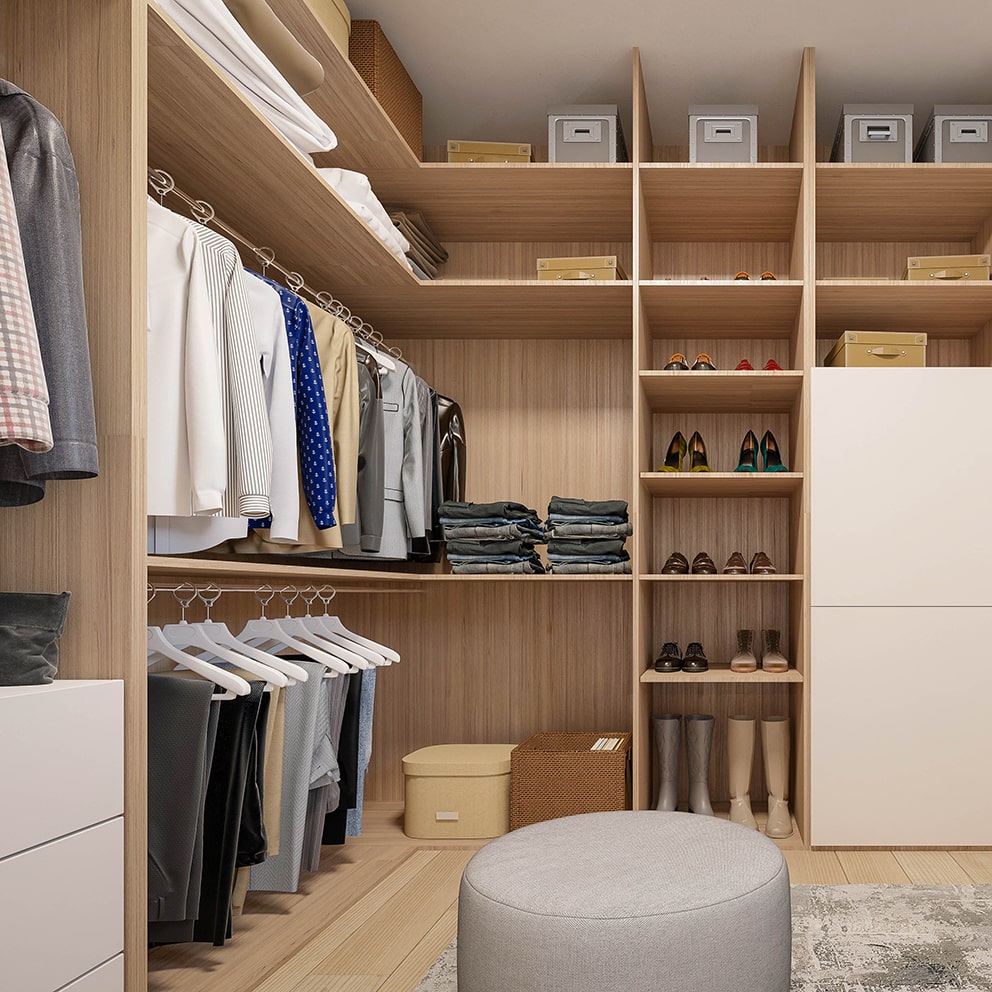 Walk in Wardrobes - Better With Doors or Without Doors?
